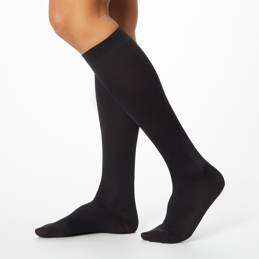 Dr. Scholl s Women s Graduated Compression Knee High Socks Made